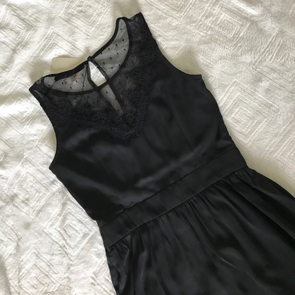 🆕 BLACK LACE COCKTAIL MINI DRESS - Picture 2 of 4