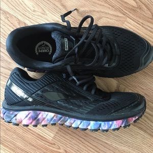 Brooks Ghost 9