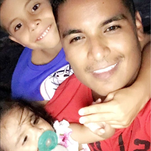 Meet your Posher, Lorenzo - Picture 2 of 4