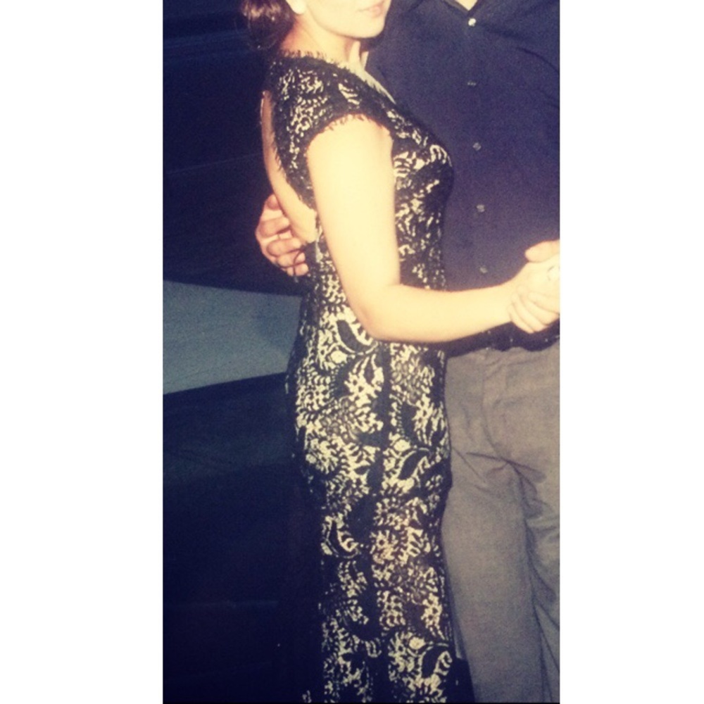 Dress - Picture 3 of 5