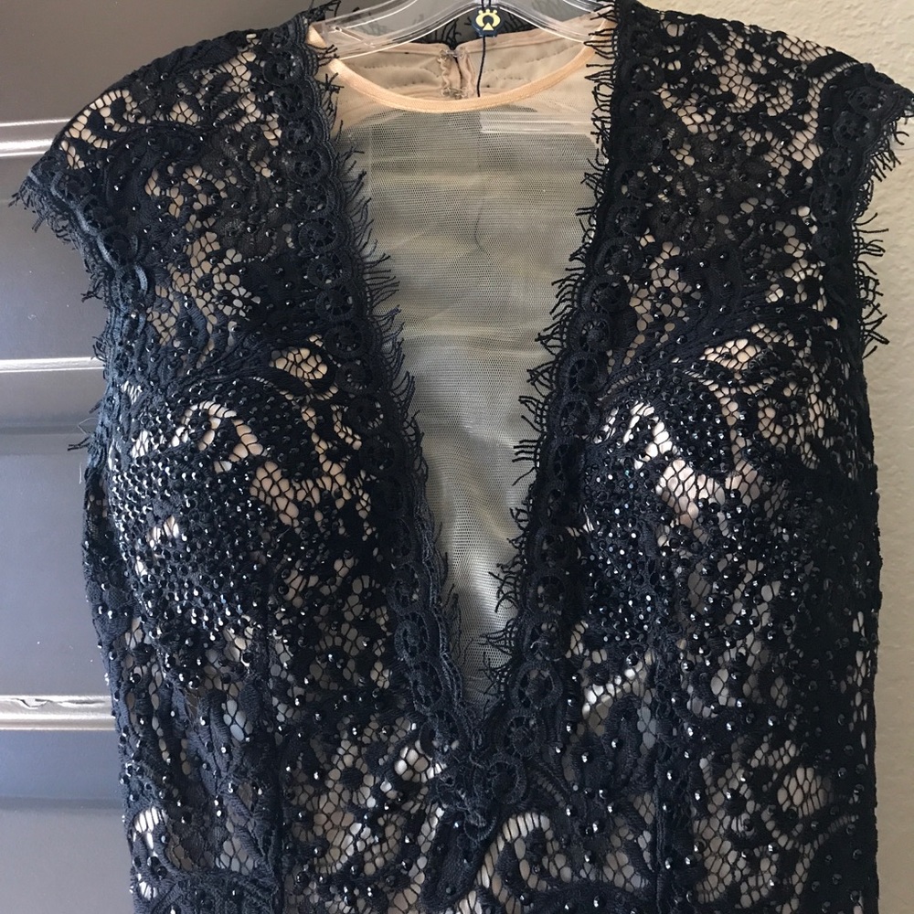 Dress - Picture 2 of 5