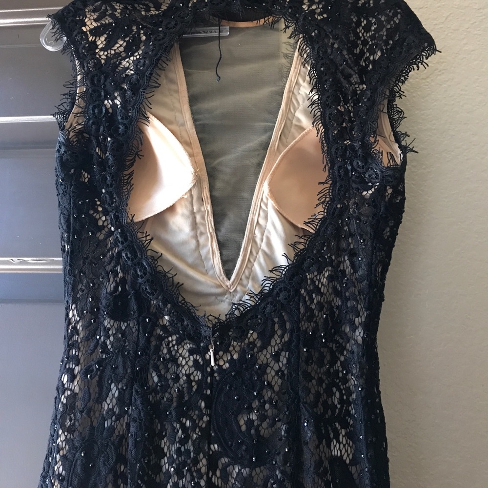 Dress - Picture 4 of 5