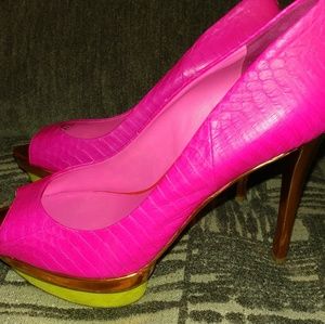 Brian Atwood pink snakeskin open toe platform/heel