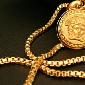 Versace Medusa