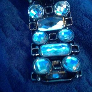 Large stone bracelet