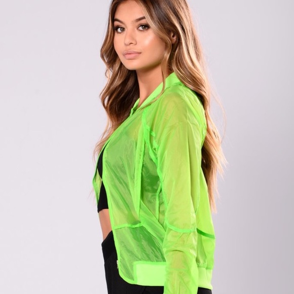 Cute thin bomber jacket - Picture 2 of 6