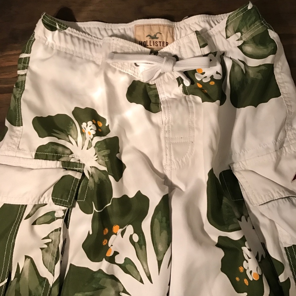 Hollister board shorts