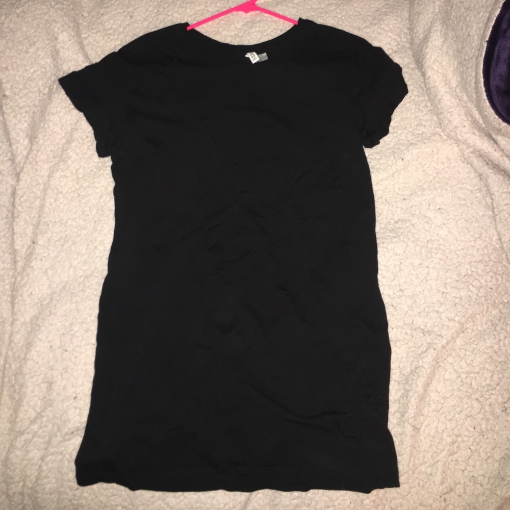 Super cute black T-shirt dress