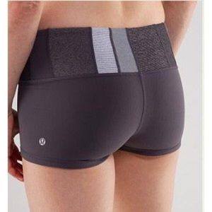 Lululemon boogie shorts size 2