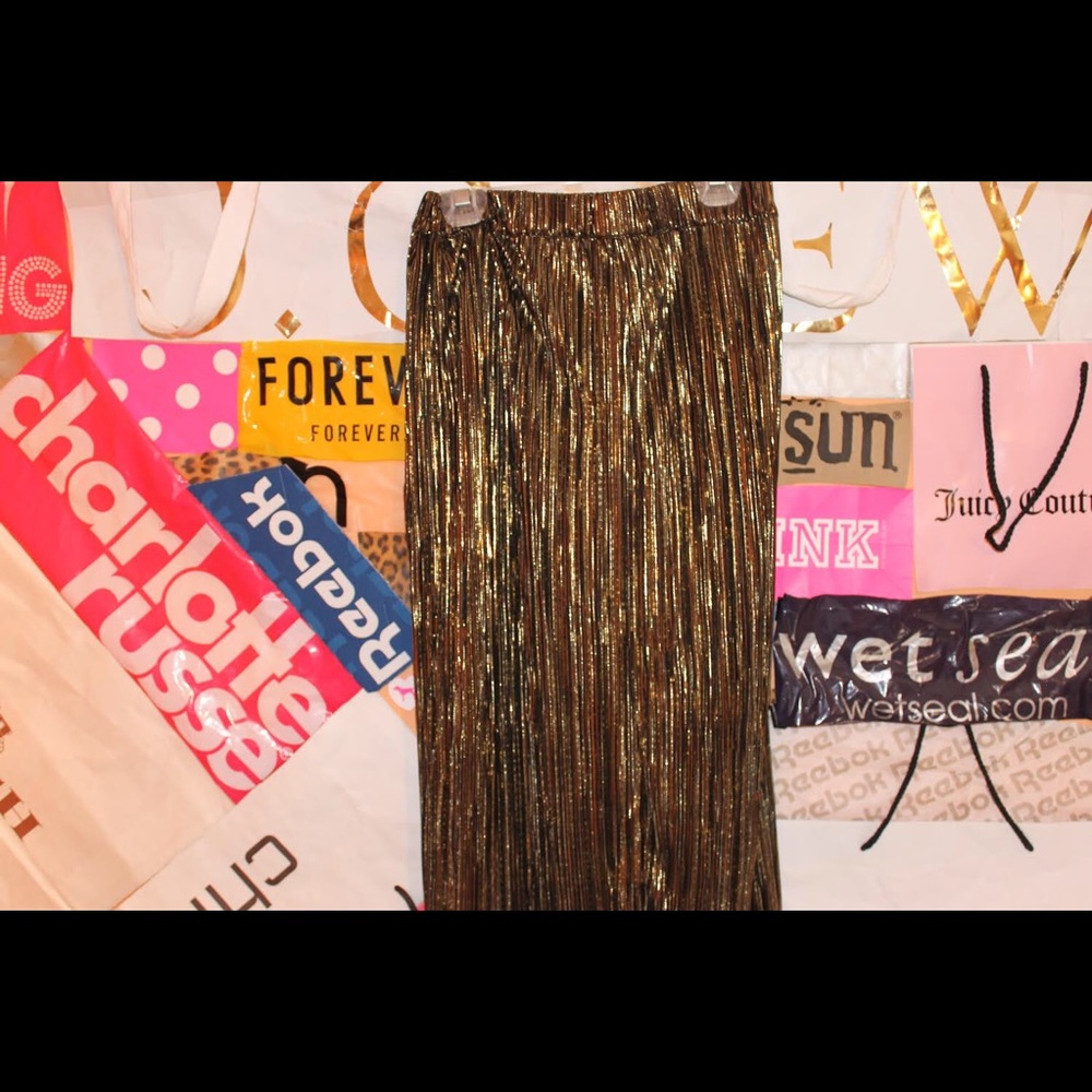 metallic gold/black pleated skirt