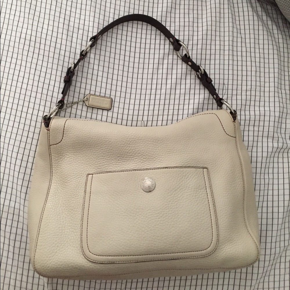 COACH cream/white leather shoulder bag