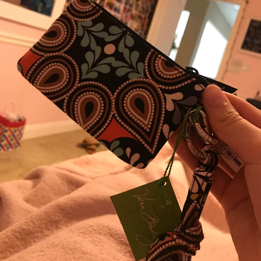 Vera bradley wristlet
