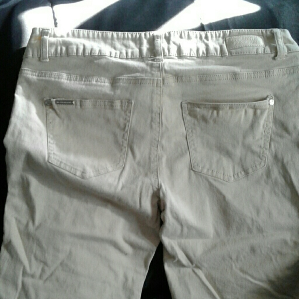 Celebrity Pink Bermuda shorts