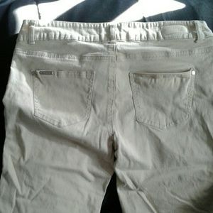 Celebrity Pink Bermuda shorts