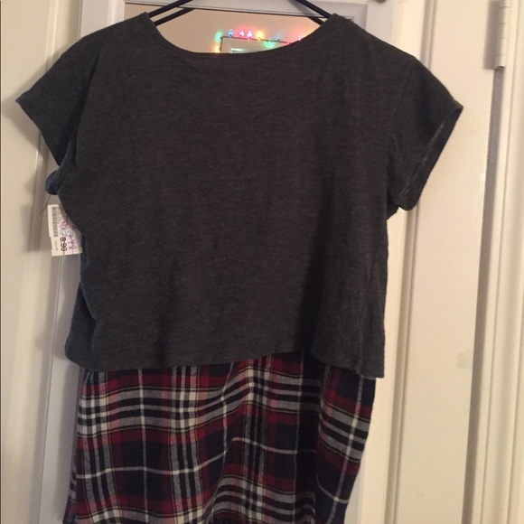 Forever 21 shirt - Picture 3 of 3