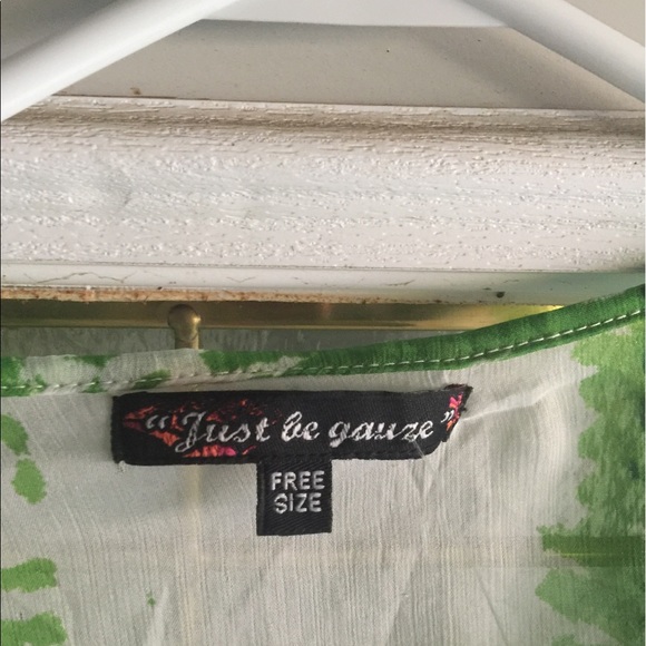 Swimsuit cover-up - Picture 2 of 4