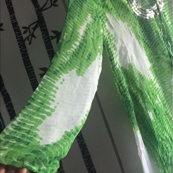 Swimsuit cover-up - Picture 3 of 4