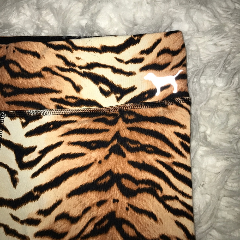 100% authentic Victoria Secret PINK leggings