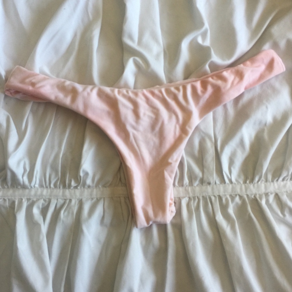 Bikini bottoms
