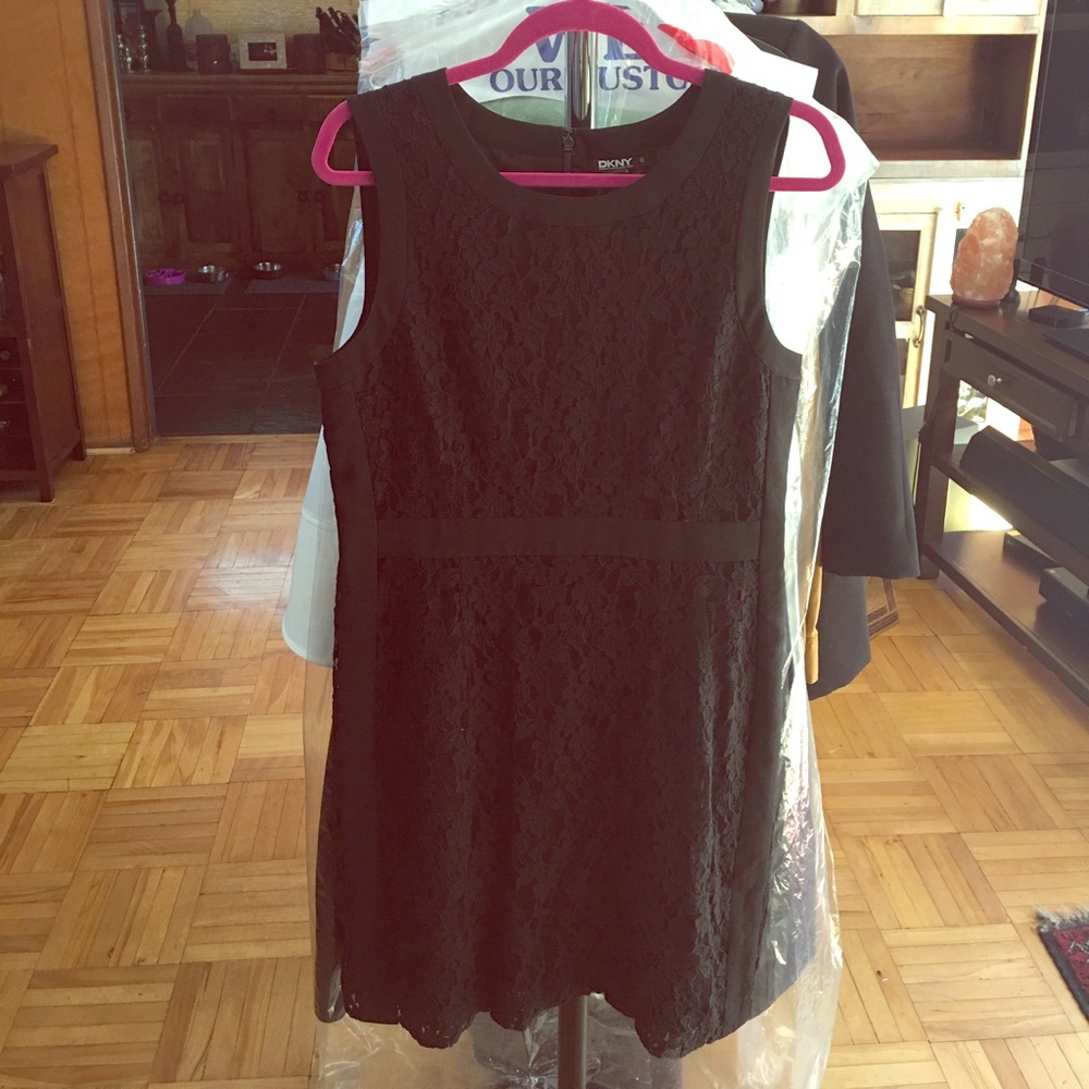 DKNY LBD - lace with black lining