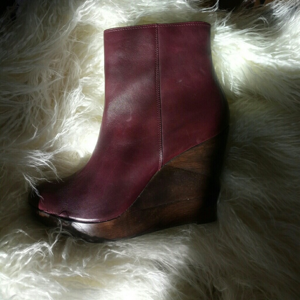 Diane Van Furstenberg Opalisata Wooden Bootie