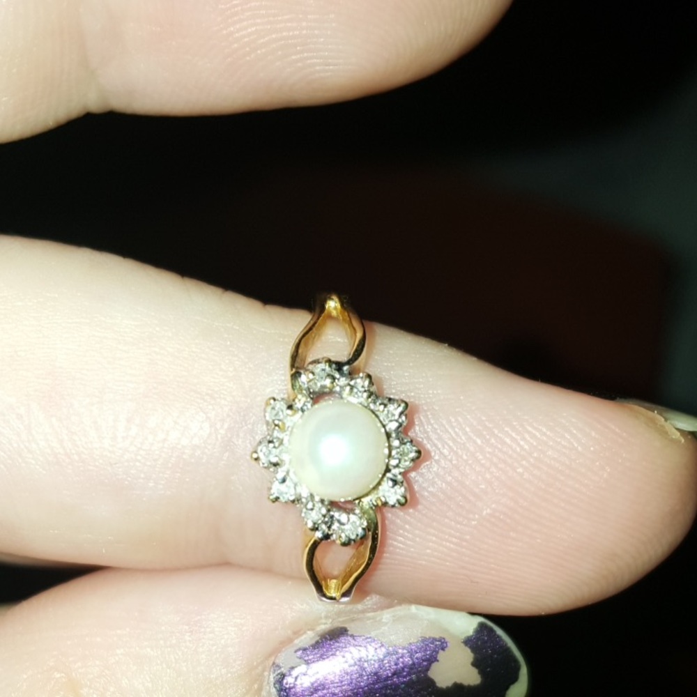 Real pearl and diamond ring 14 k gold sold