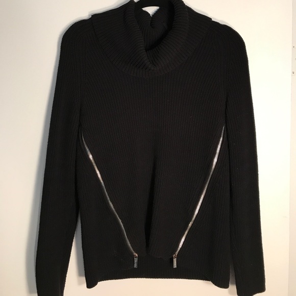 Calvin Klein Black Sweater - Picture 1 of 3