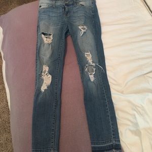 Designer Ripped Light-Washed Skinny Jeans!