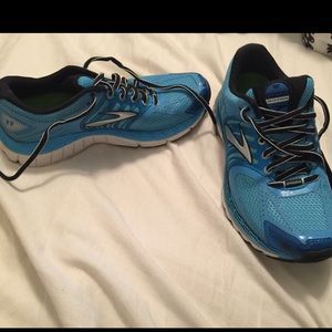 Brooks Glycerin running shoes
