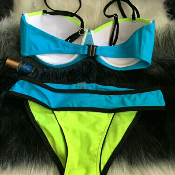 Green colorful two pieces bikini set swimsuit - Picture 3 of 4