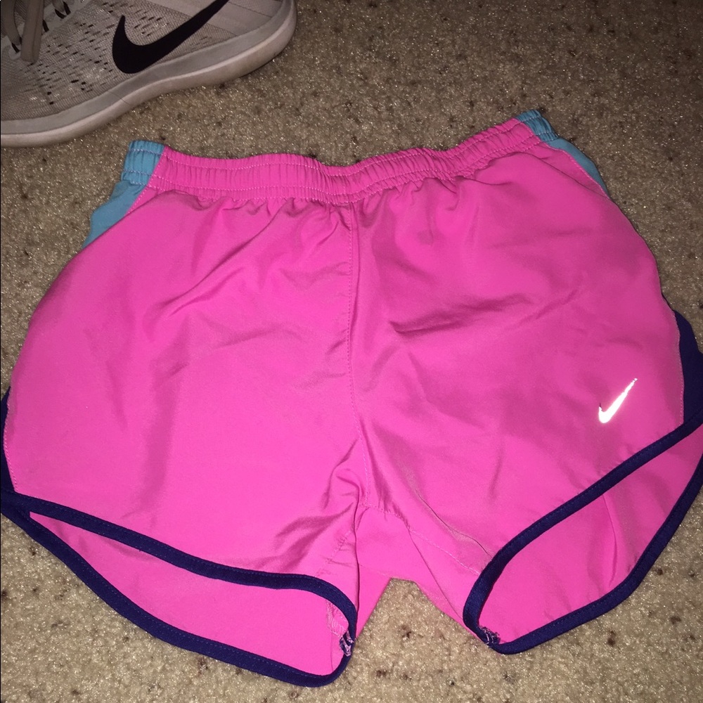 Girls Nike running shorts (kids)