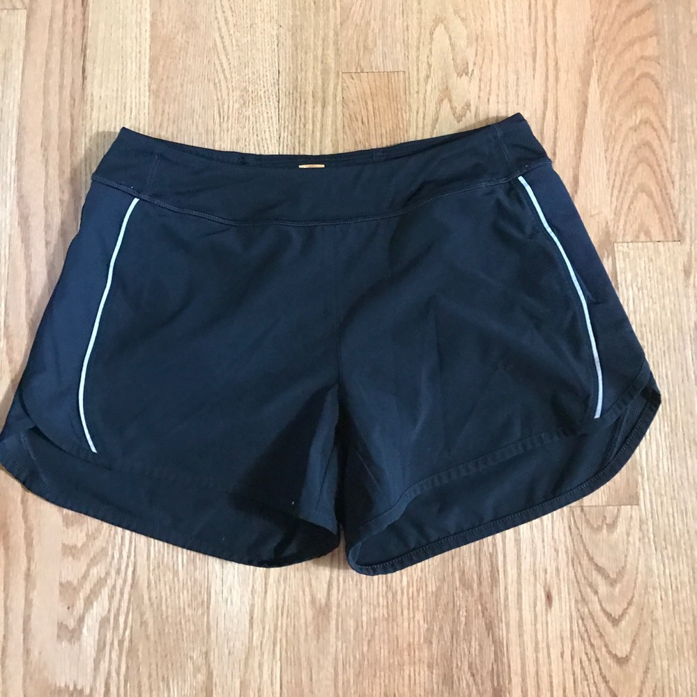 lucy shorts-A SET OF TWO ONLY