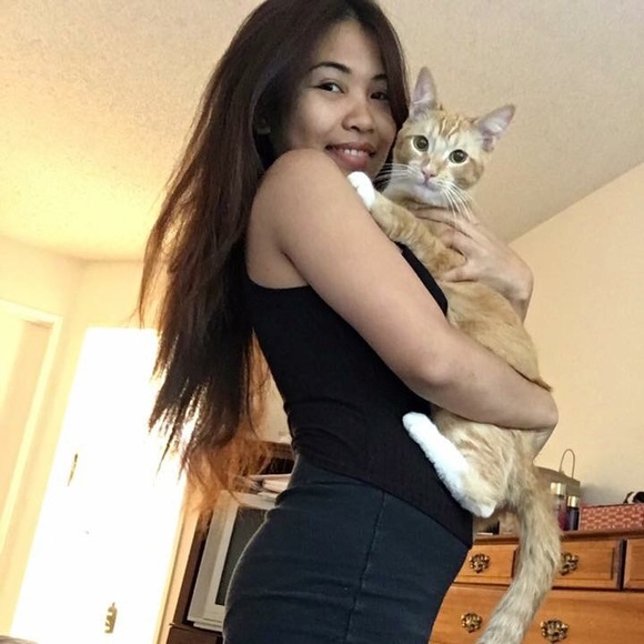 Meet your Posher, Joan - Picture 2 of 2