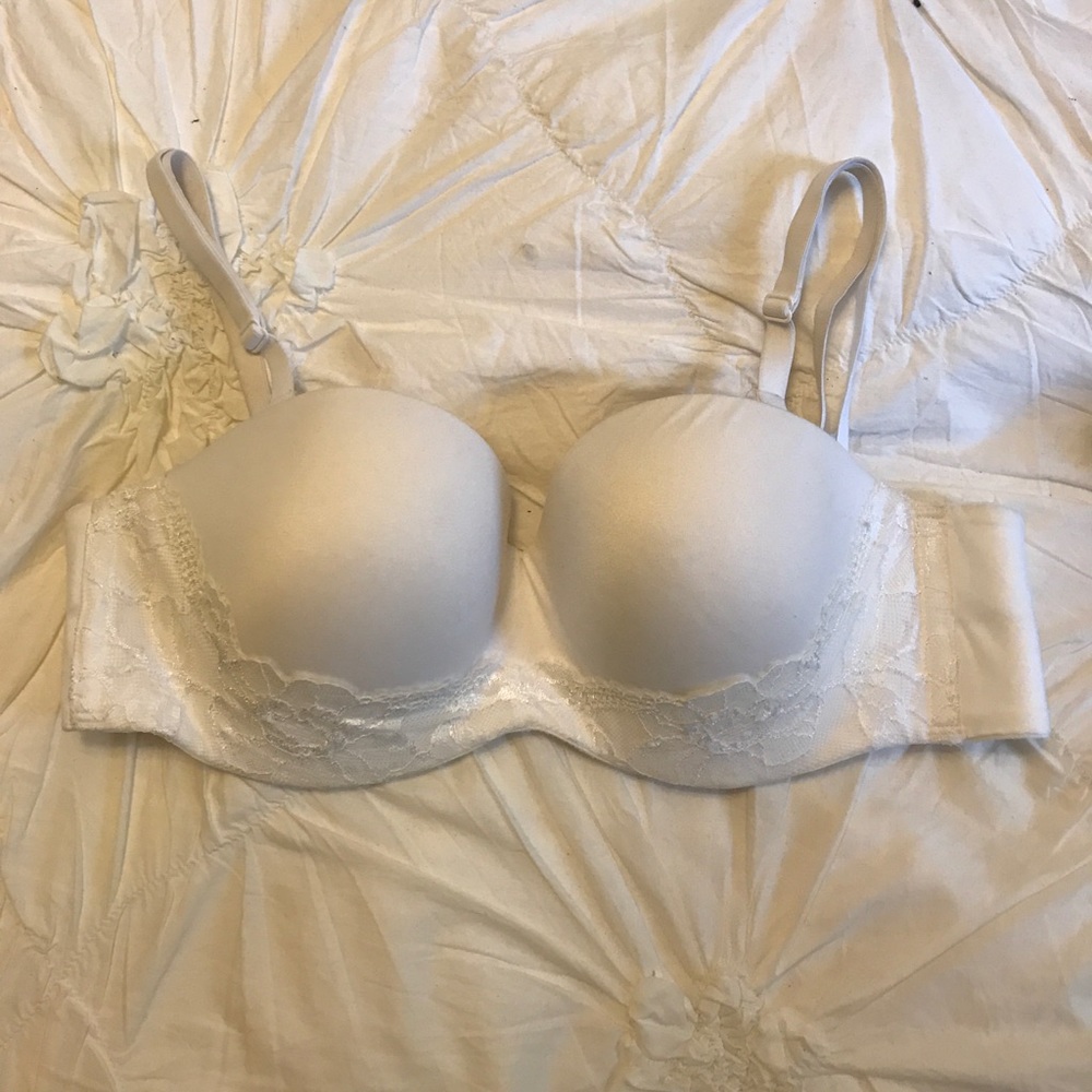 Victoria's Secret Body By Victoria Bra