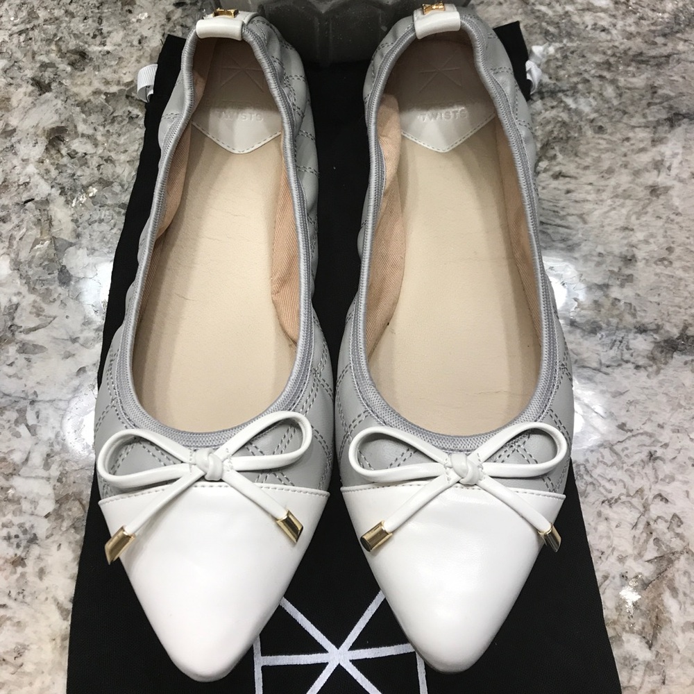 ❌SOLD❌NEW Butterfly Twist Flats❌SOLD❌ - Picture 1 of 5