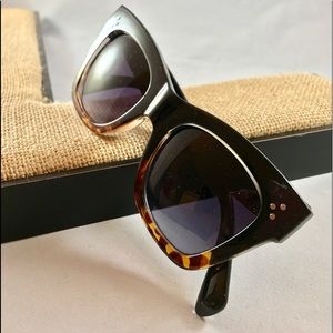 New The Catt ( black-brown) sunglasses