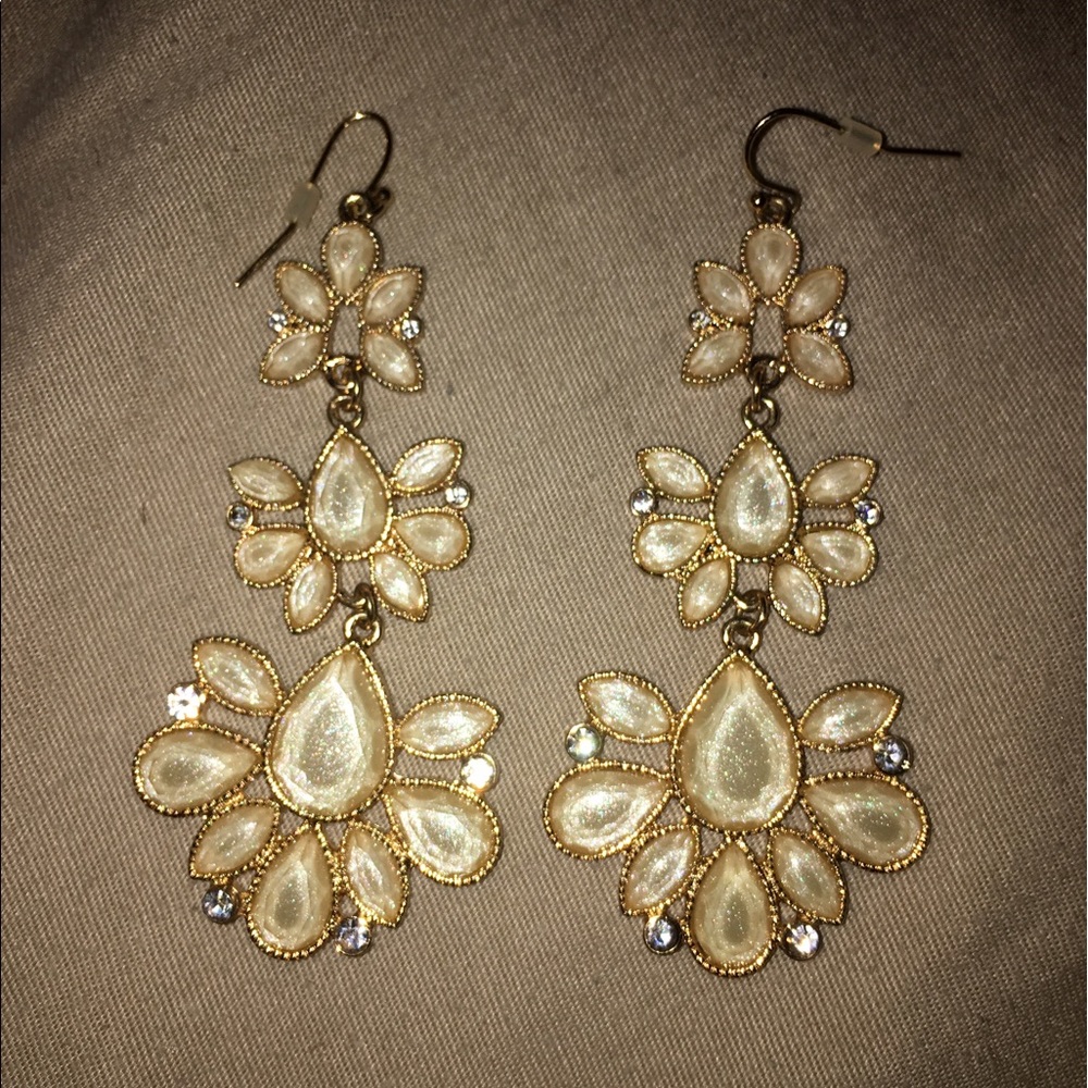 Dangle Gem Earring Set (3)