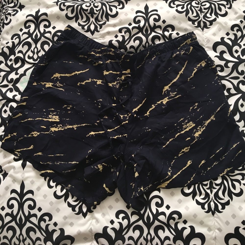 GAP shorts