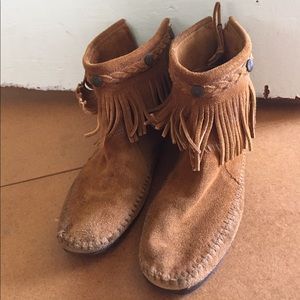 Minnetonka Moccasin Boots