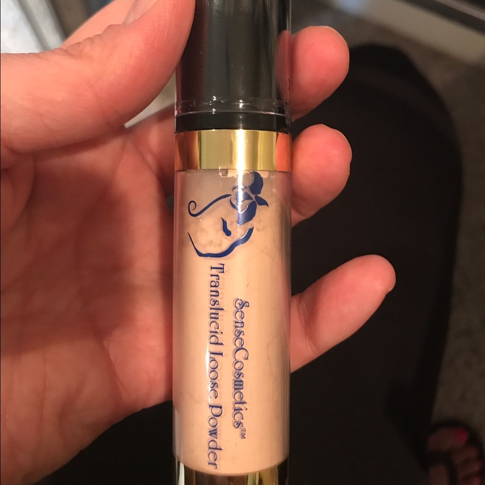 SeneGence Loose Powder. Brand new.