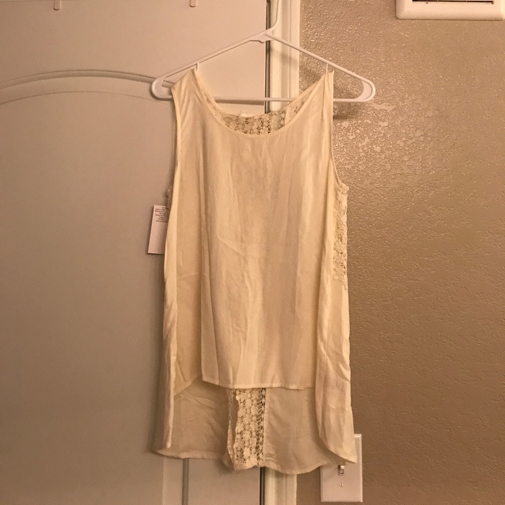 Cream Tank top. NWT! Never worn before