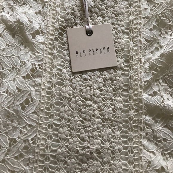 Cream Tank top. NWT! Never worn before - Picture 3 of 3