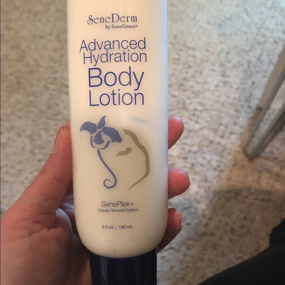 SeneGence Body Lotion. Full bottle.