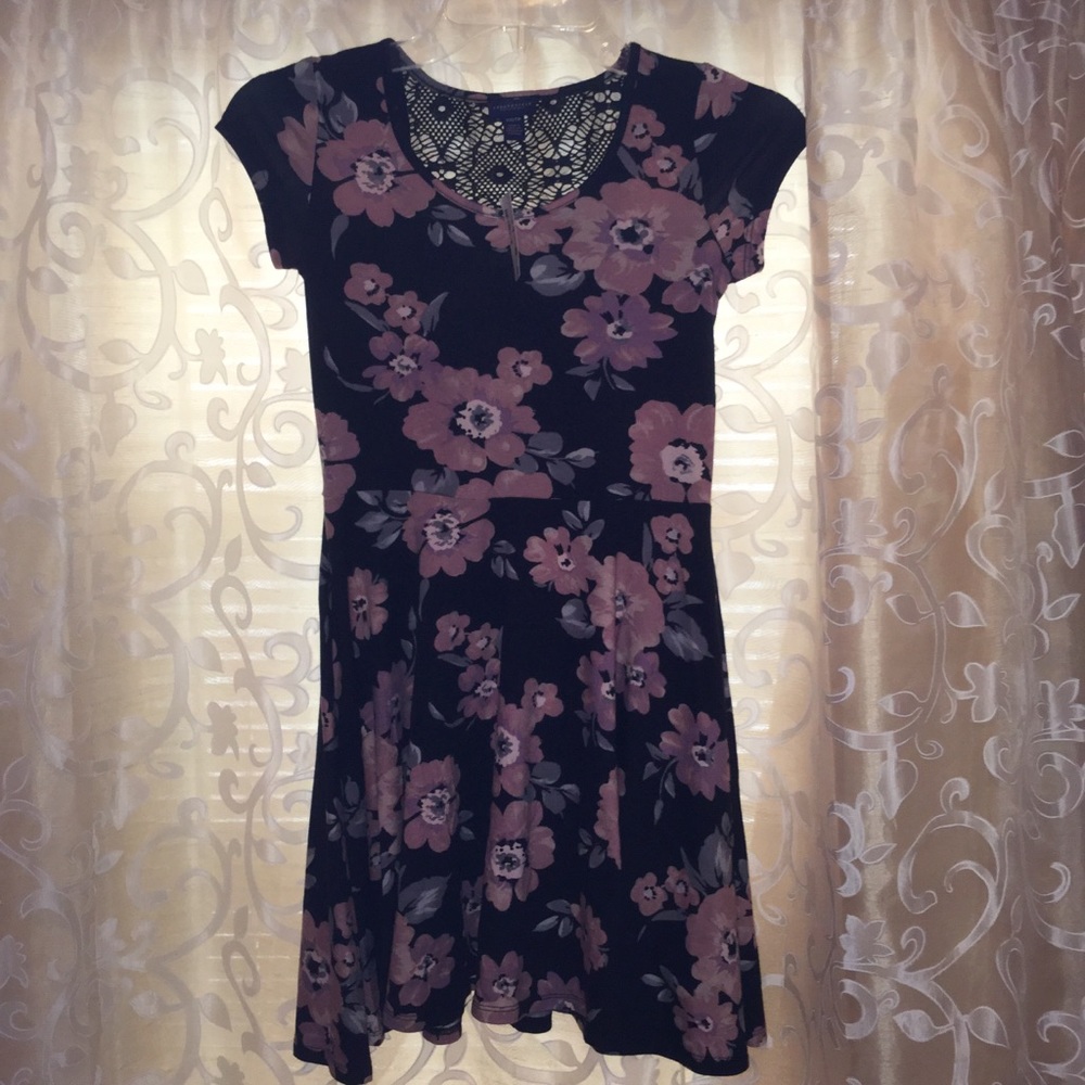 NEW Aeropostal floral dress