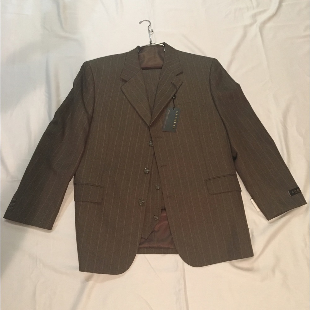 Lucelli Men's Suit