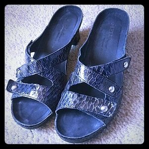 Women's Black Leather Sandals