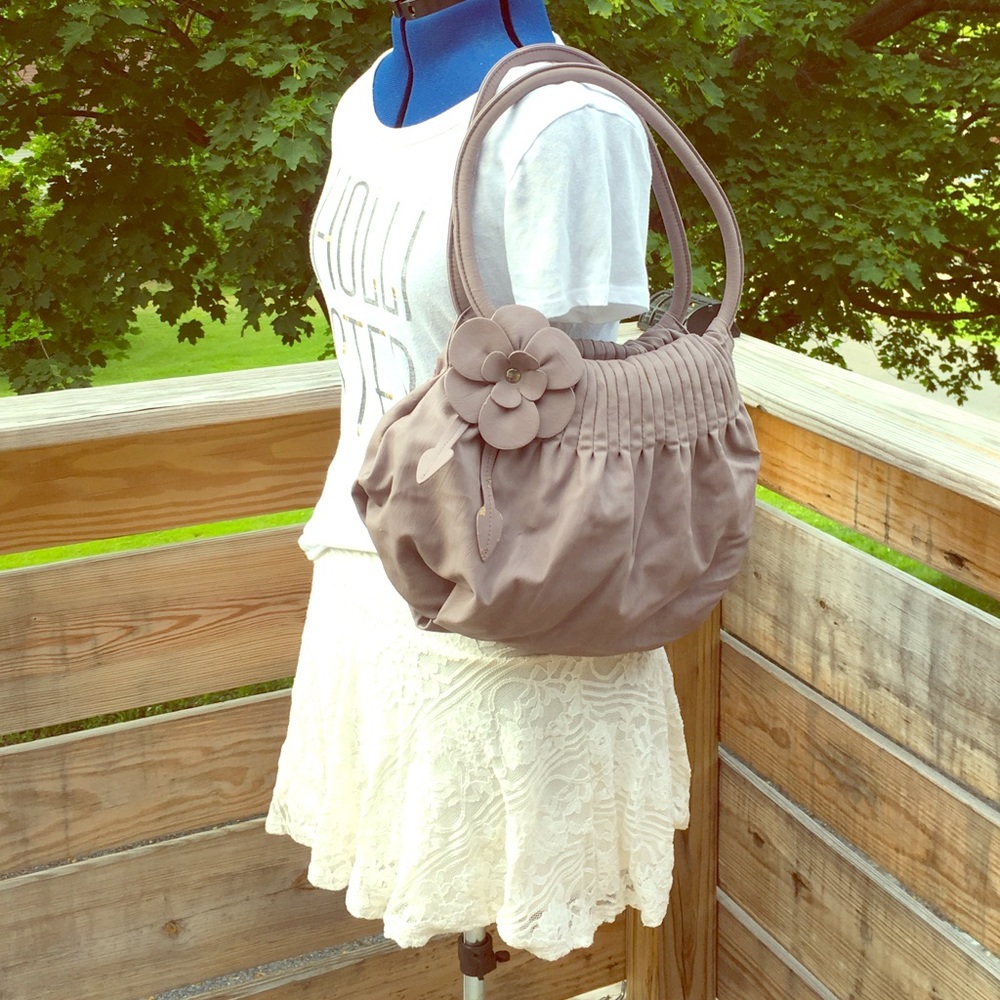 Lavender grey Graceland purse