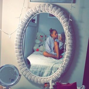 Meet your Posher, Ali