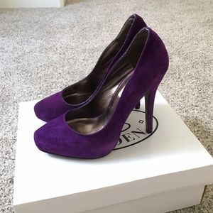 Steve Madden - Vivvaa Purple Suede Pumps