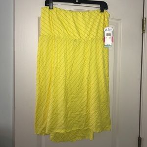 New Bright Yellow Roxy dress